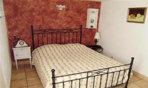 Chez Jean-Pierre & Annick Remoulins Room photo